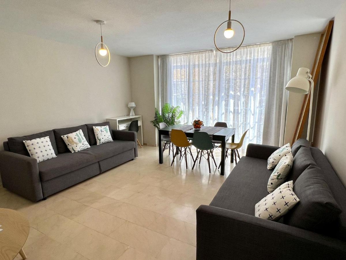 Gran Apartamento Familiar, Amigos O Trabajo Apartment มาลากา ภายนอก รูปภาพ